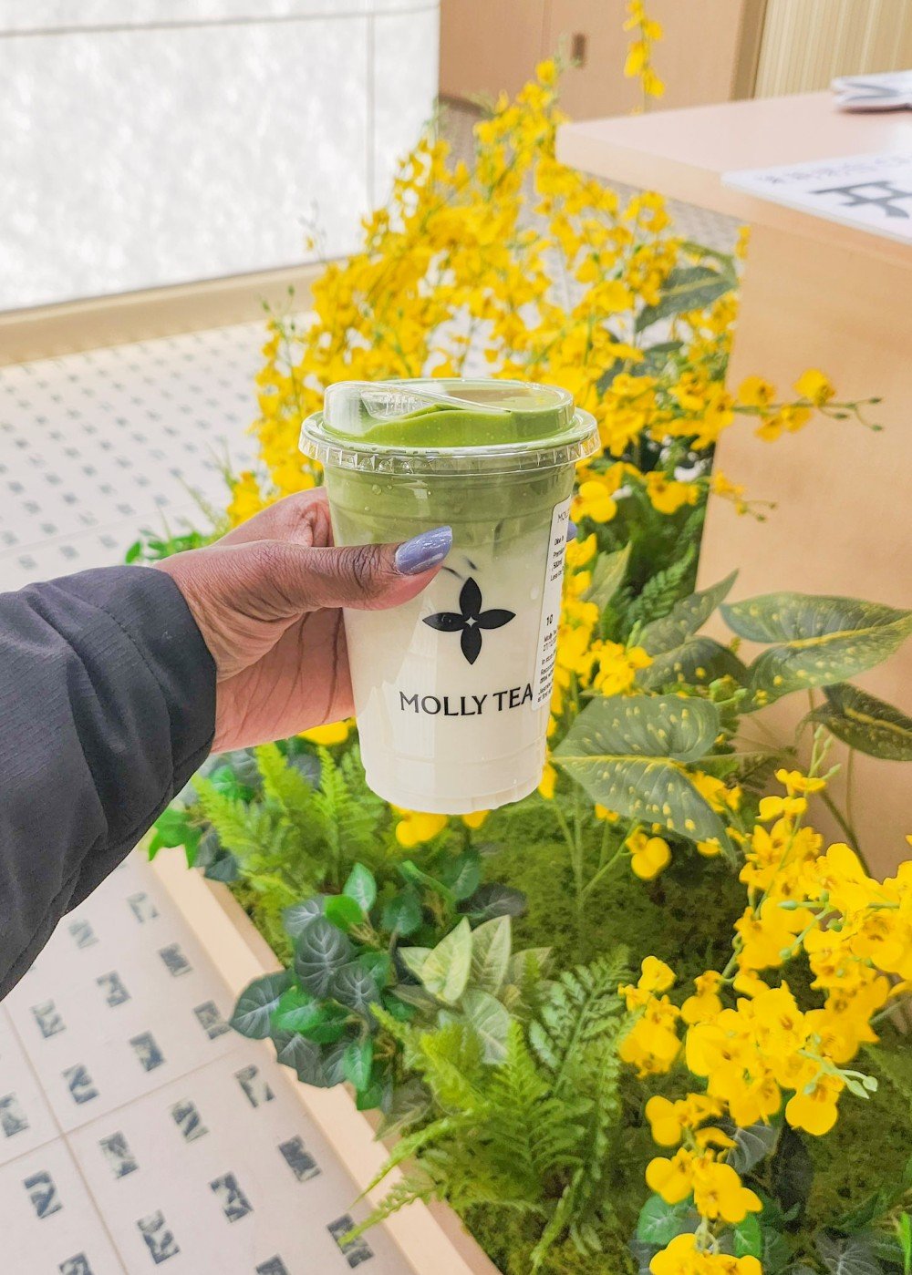 A jasmine tea lover’s dream: a Molly Tea in Toronto review - BecomingTia
